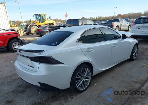 2016 Lexus Is 300 из США, поврежденный, VIN JTHCM1D26G5009901